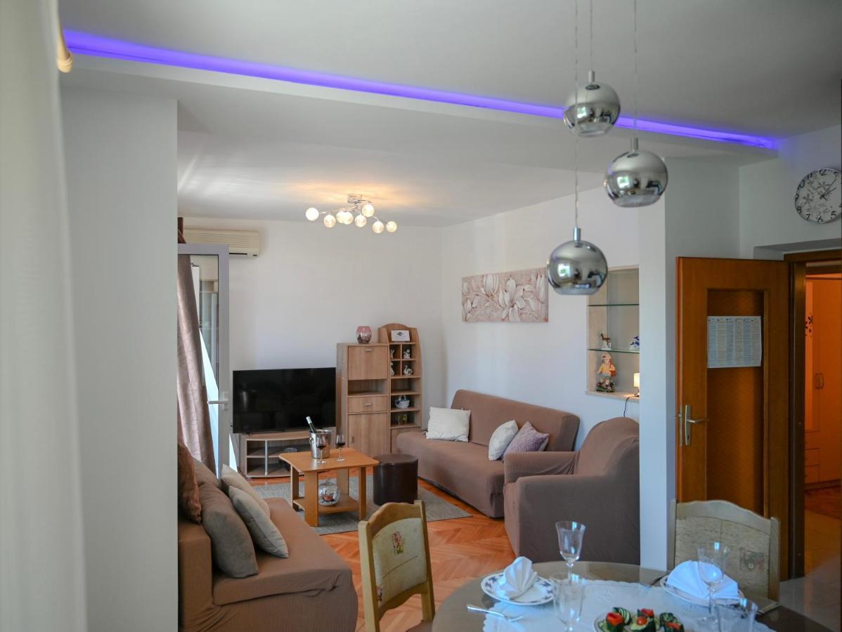 Apartment Damir トロギール エクステリア 写真