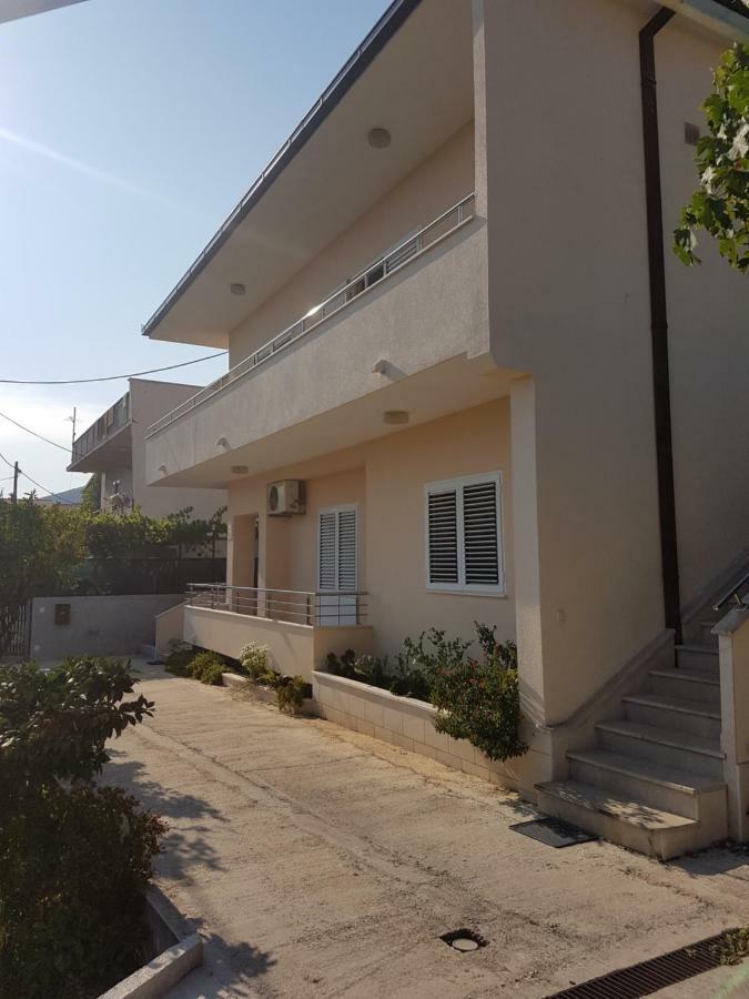 Apartment Damir トロギール エクステリア 写真